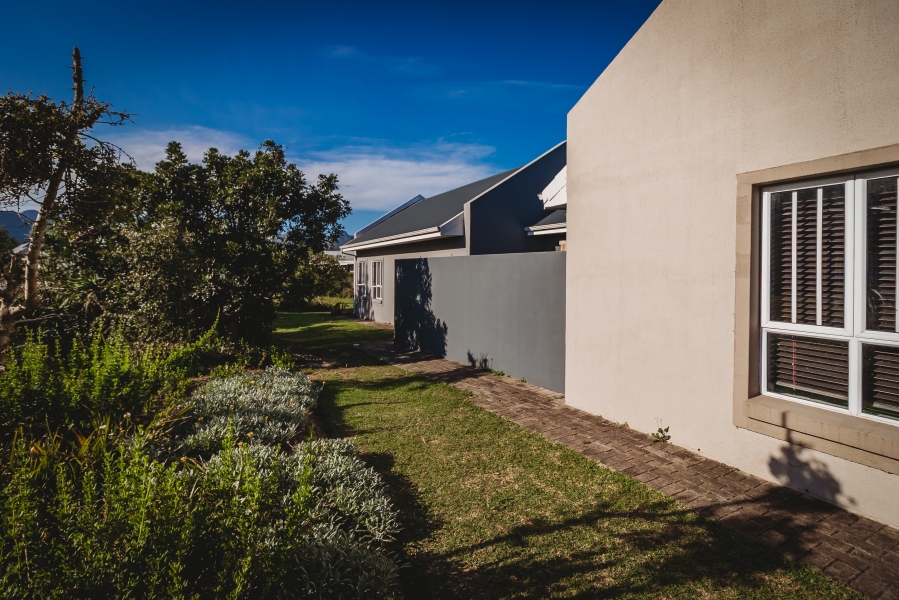 3 Bedroom Property for Sale in Kraaibosch Country Estate Western Cape
